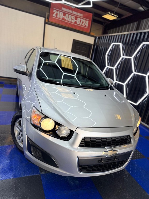 2015 Chevrolet Sonic Image 9