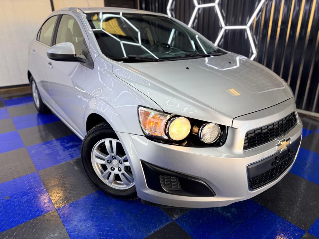 2015 Chevrolet Sonic Image 10