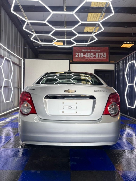2015 Chevrolet Sonic Image 18