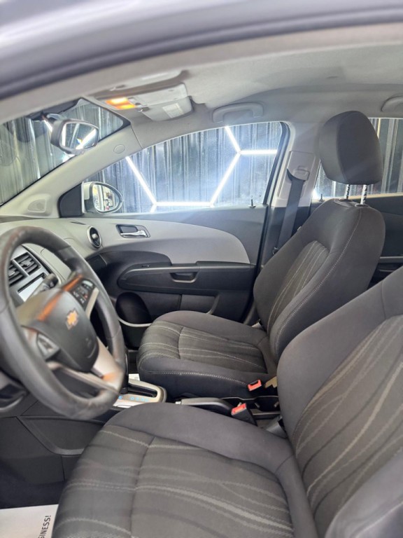 2015 Chevrolet Sonic Image 27