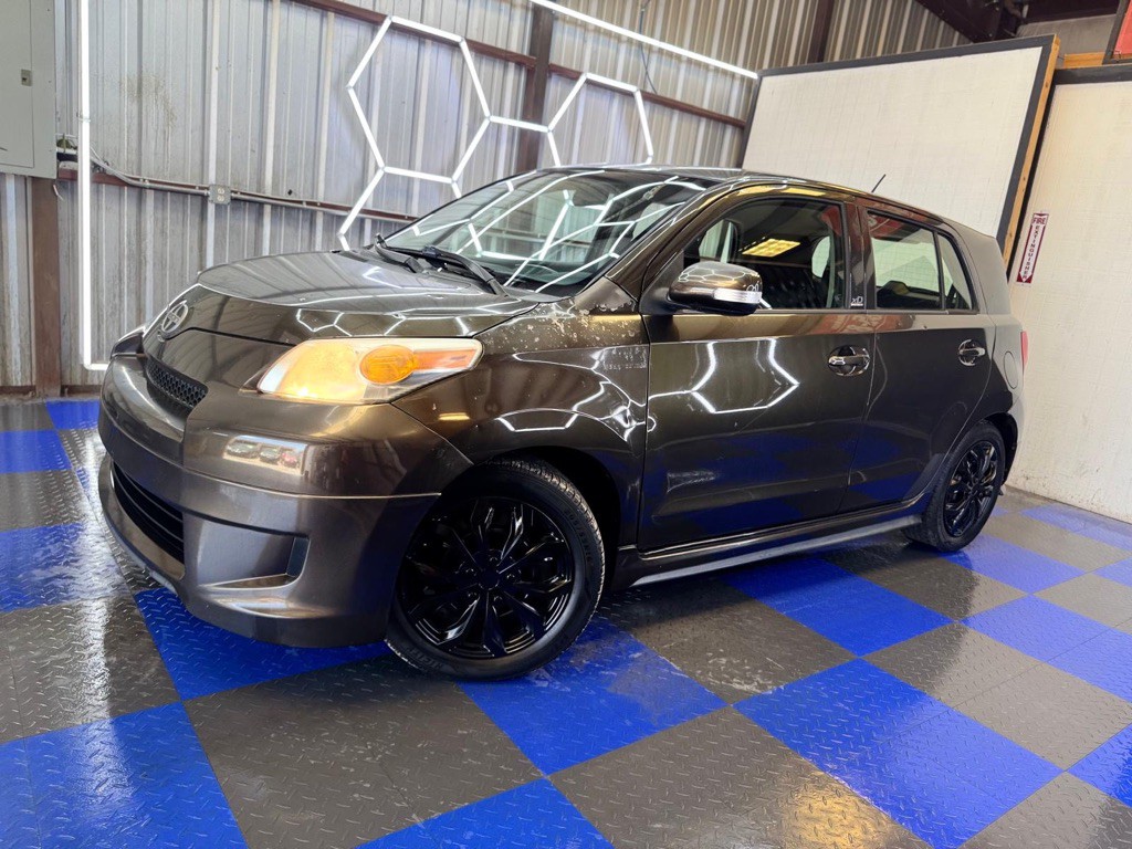 2011 Scion xD Image 9