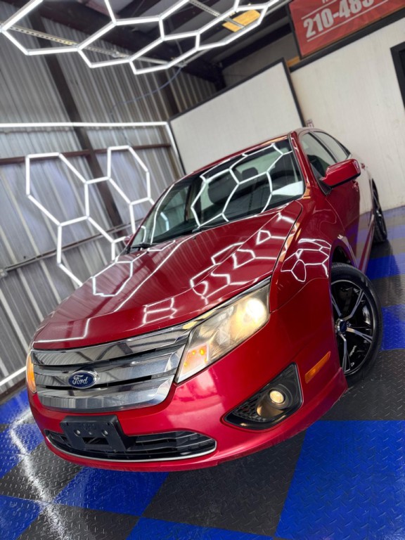 2012 Ford Fusion Image 1
