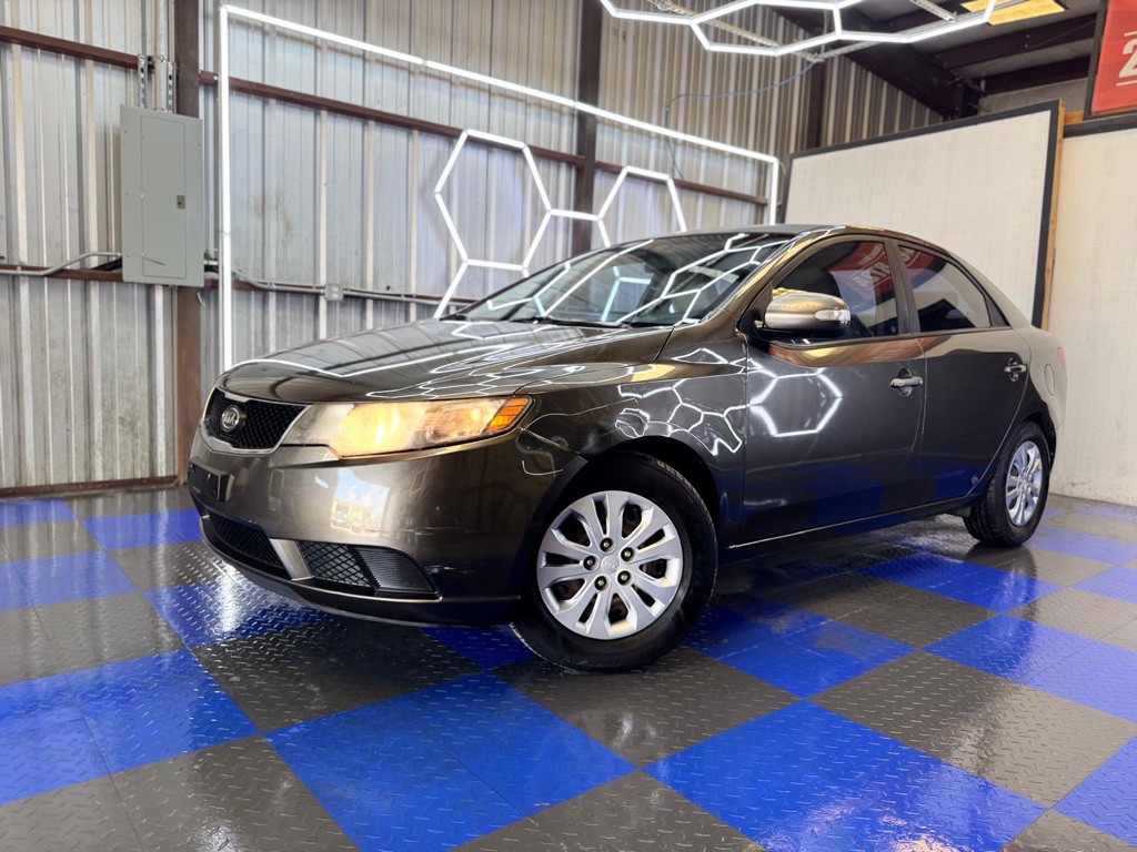 2010 Kia Forte Image 3