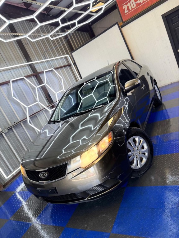 2010 Kia Forte Image 5