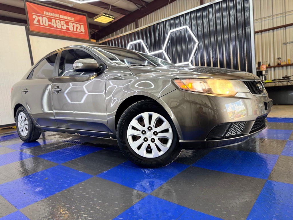 2010 Kia Forte Image 12