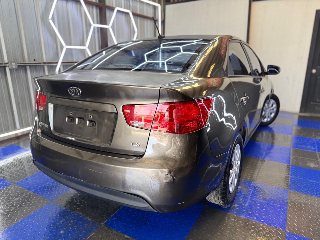 2010 Kia Forte Image 18