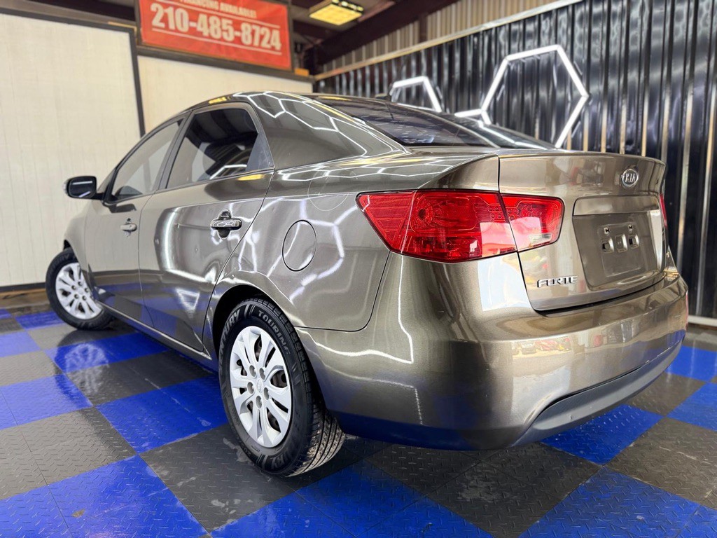 2010 Kia Forte Image 20