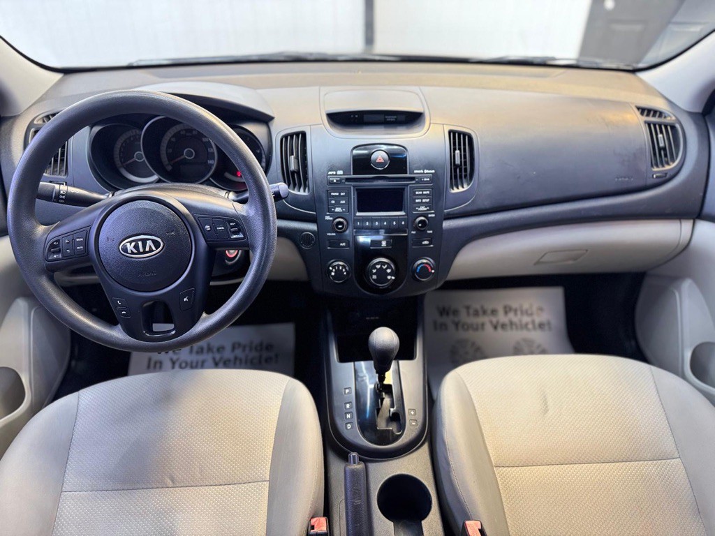 2010 Kia Forte Image 28