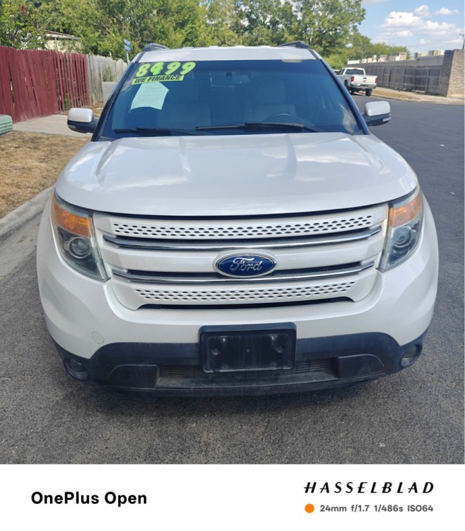 2013 Ford Explorer Image 2