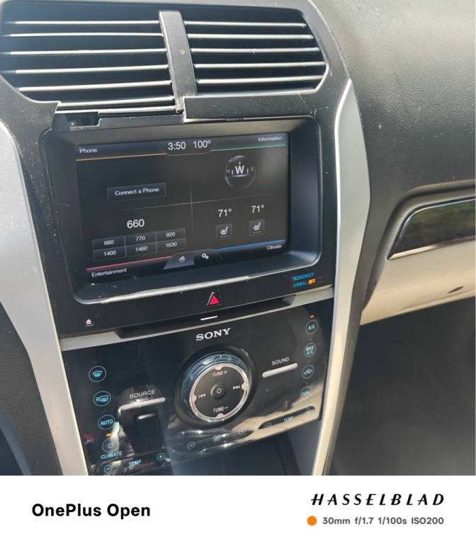 2013 Ford Explorer Image 8