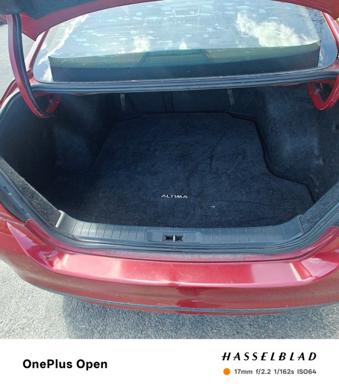 2017 Nissan Altima Image 14