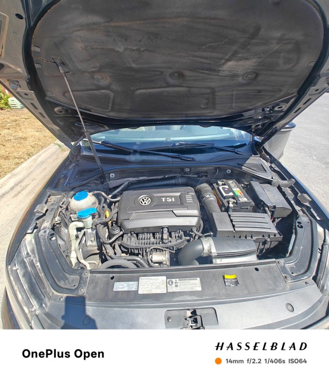 2016 Volkswagen Passat Image 13