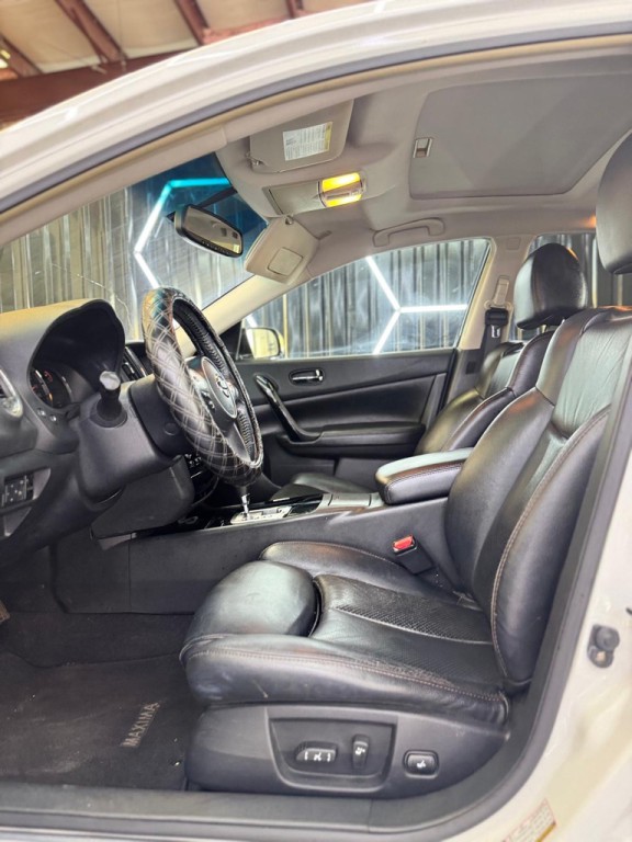 2010 Nissan Maxima Image 34