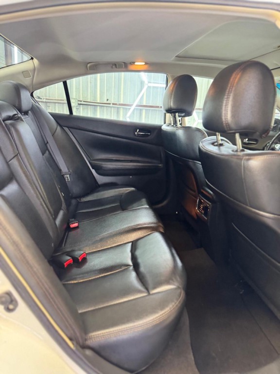 2010 Nissan Maxima Image 44