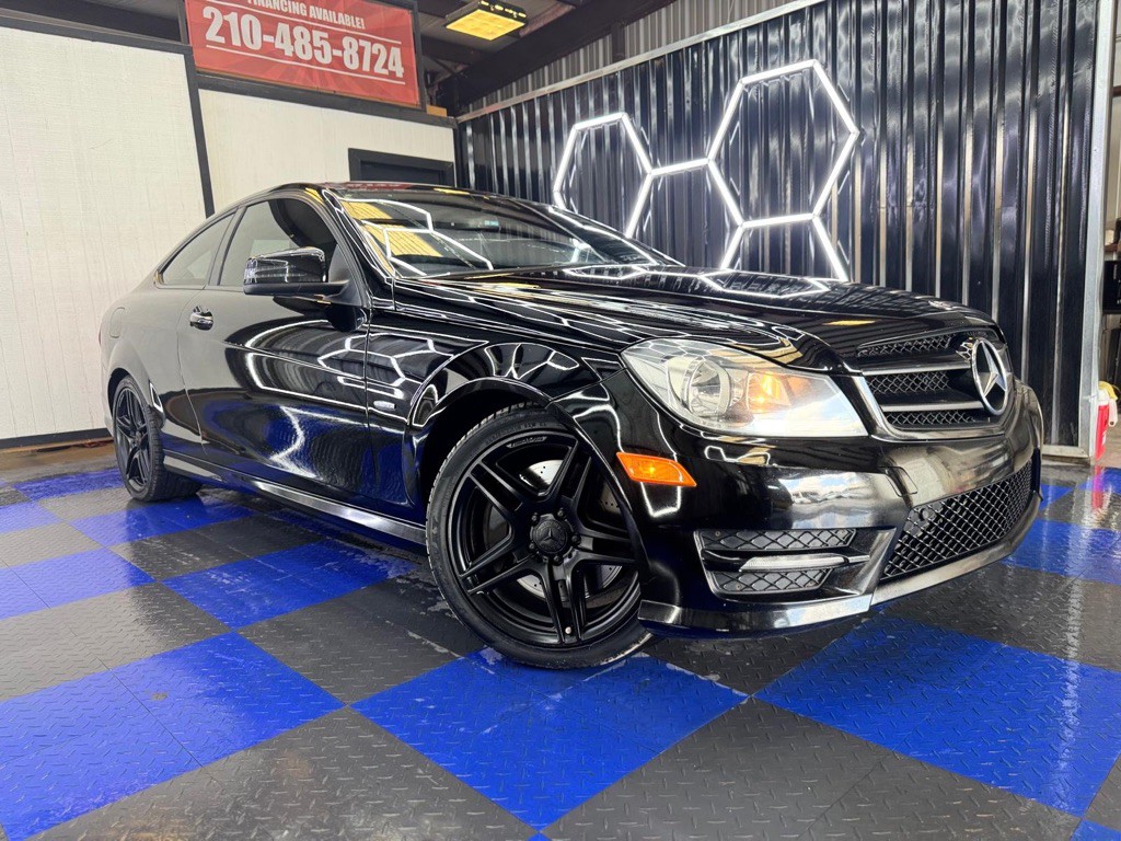 2013 Mercedes-Benz C-Class Image 6