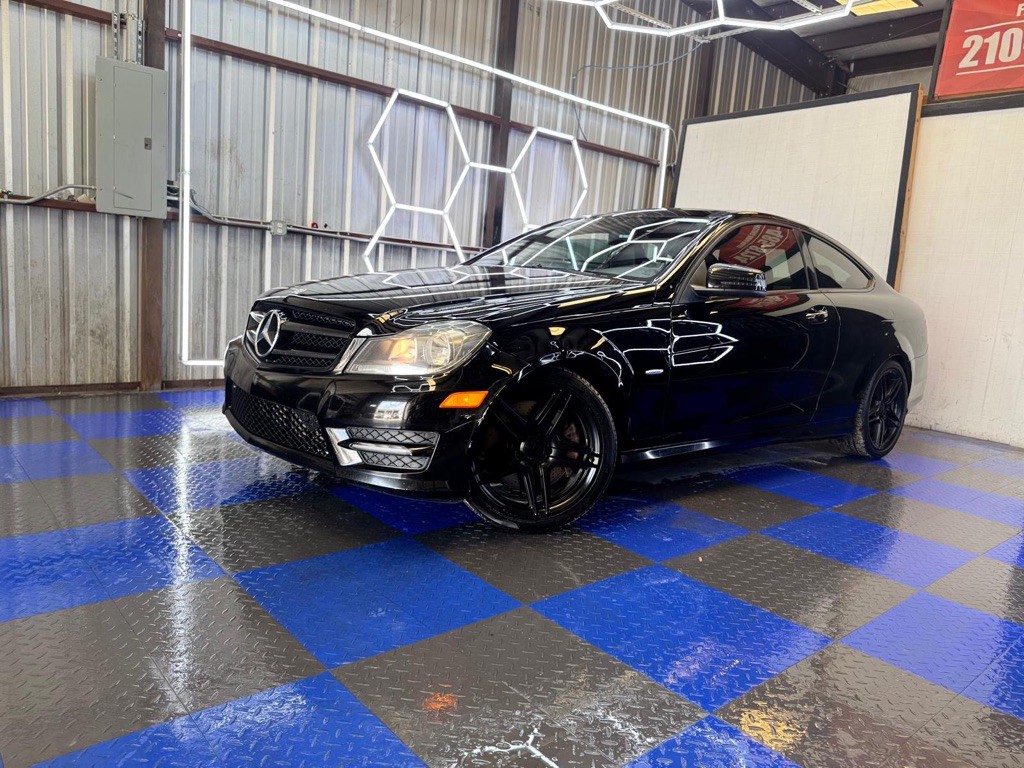 2013 Mercedes-Benz C-Class Image 12