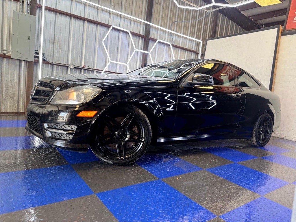 2013 Mercedes-Benz C-Class Image 15