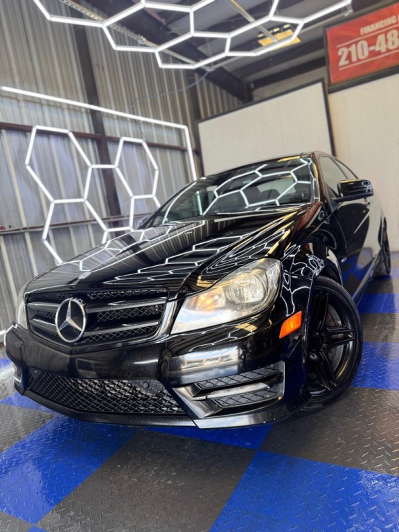 2013 Mercedes-Benz C-Class Image 17