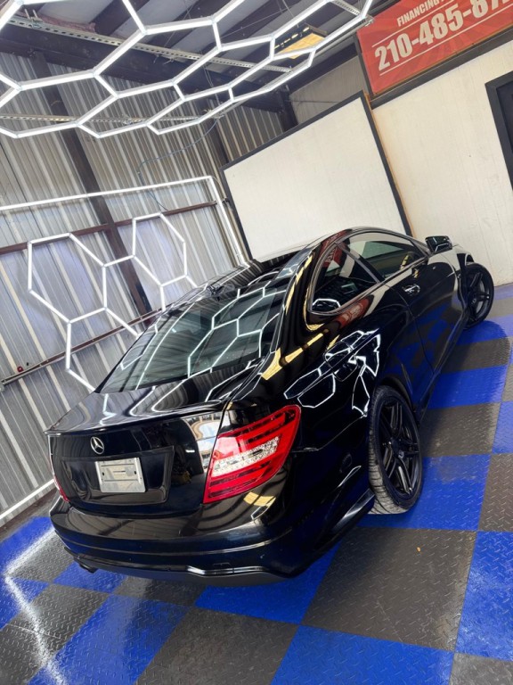 2013 Mercedes-Benz C-Class Image 18