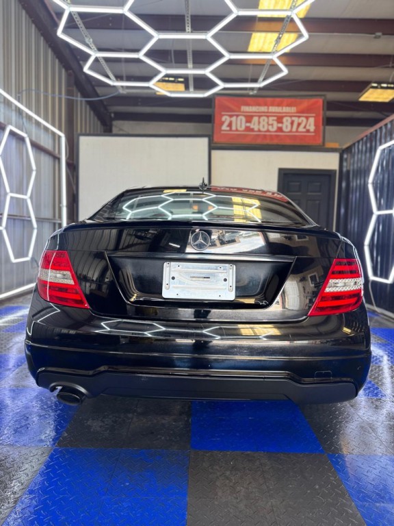 2013 Mercedes-Benz C-Class Image 25