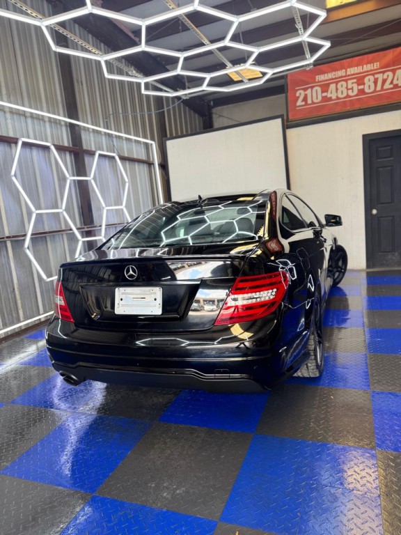 2013 Mercedes-Benz C-Class Image 37