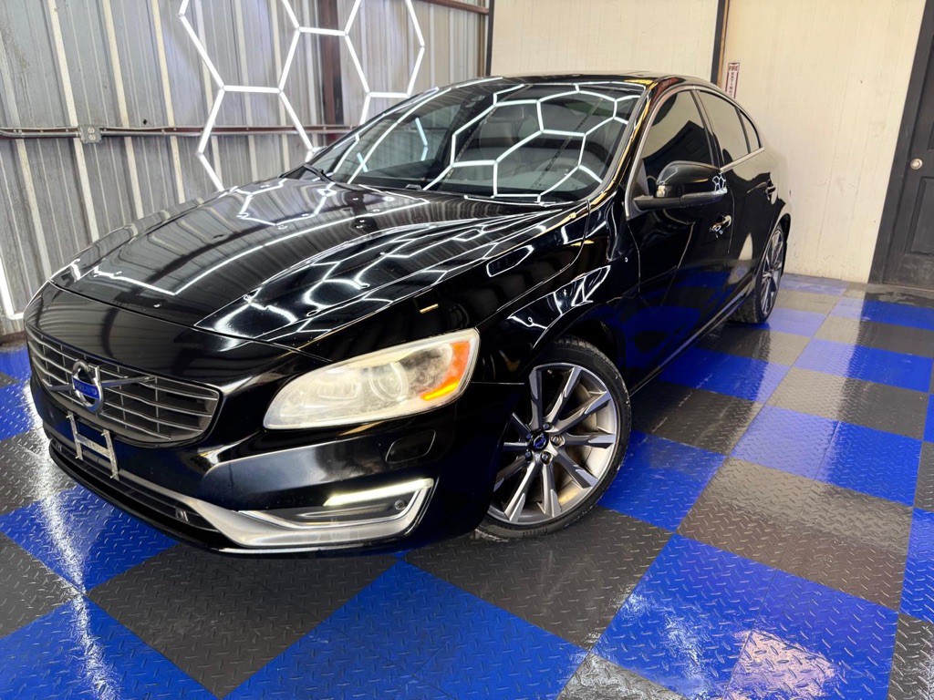 2015 Volvo S60 Image 2