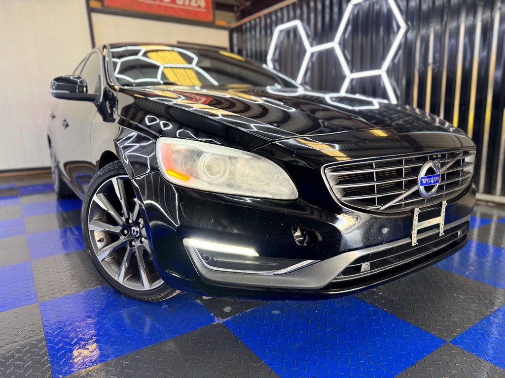 2015 Volvo S60 Image 9