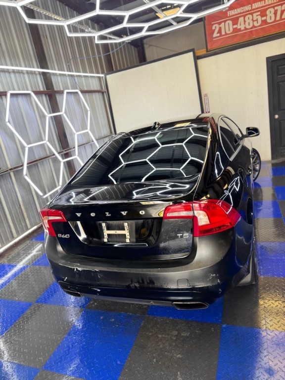 2015 Volvo S60 Image 14