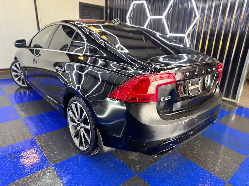 2015 Volvo S60 Image 24