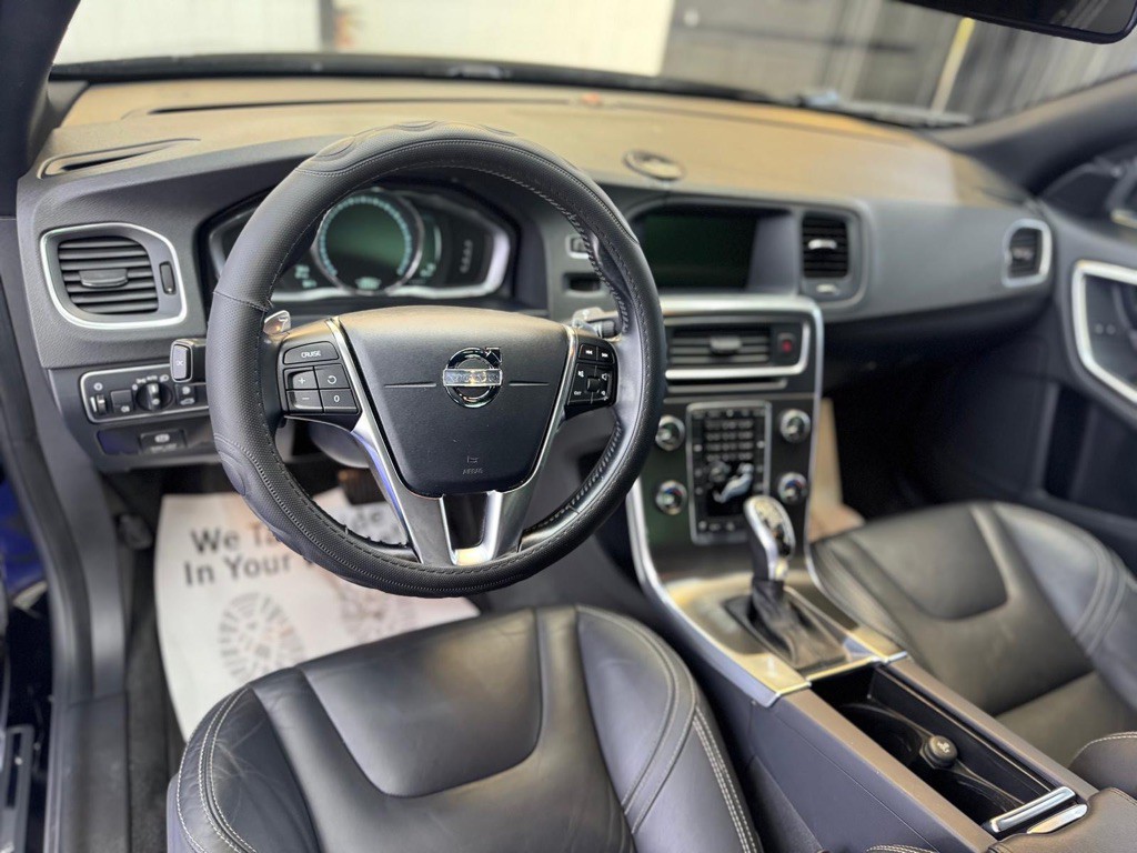 2015 Volvo S60 Image 25