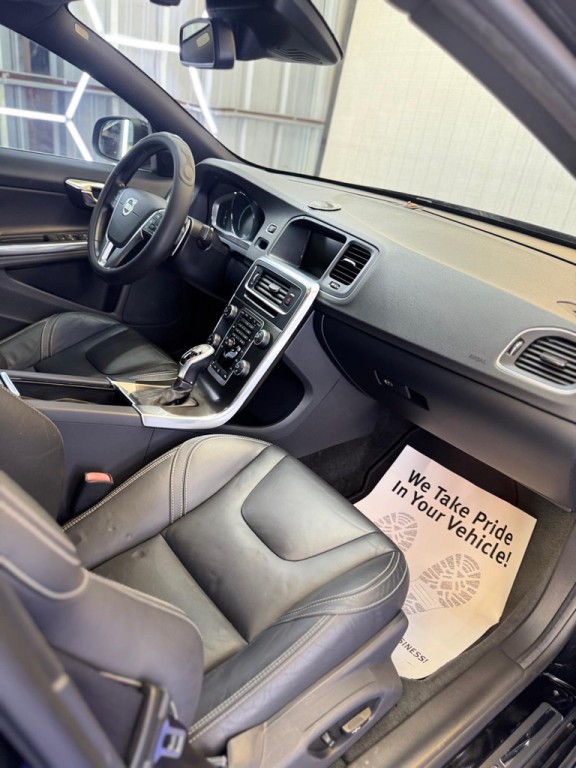 2015 Volvo S60 Image 33