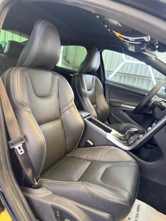 2015 Volvo S60 Image 34