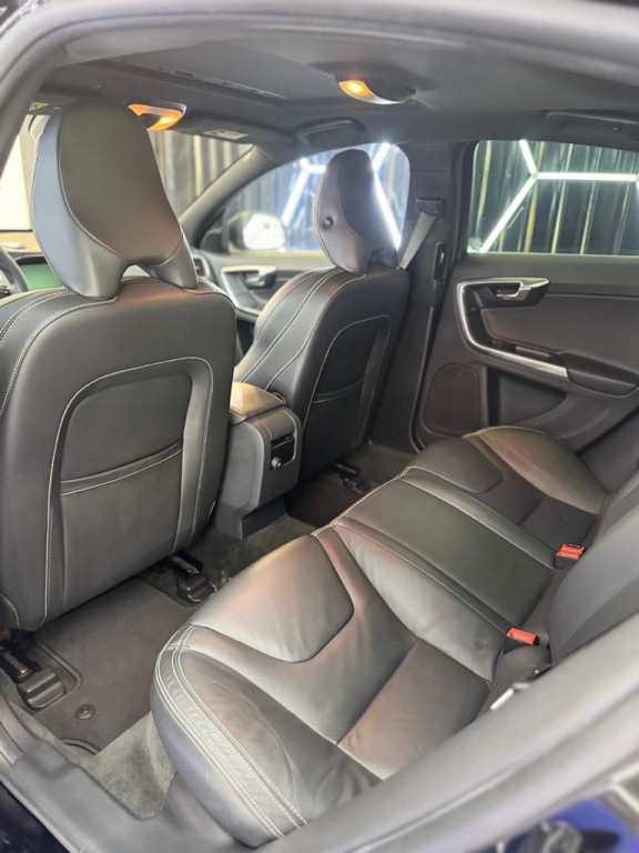 2015 Volvo S60 Image 37