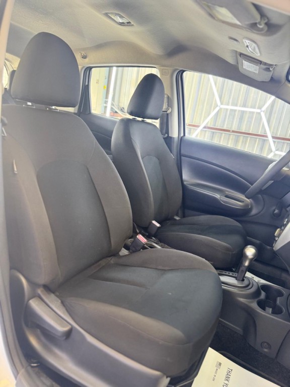 2017 Nissan Versa Image 41