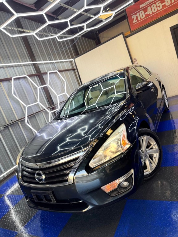 2013 Nissan Altima Image 4