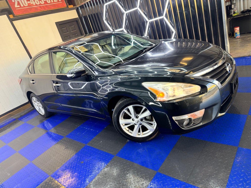 2013 Nissan Altima Image 14