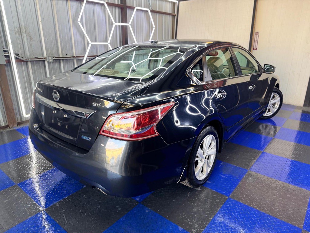 2013 Nissan Altima Image 18