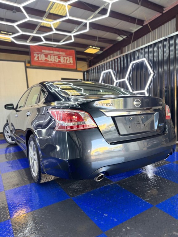 2013 Nissan Altima Image 22