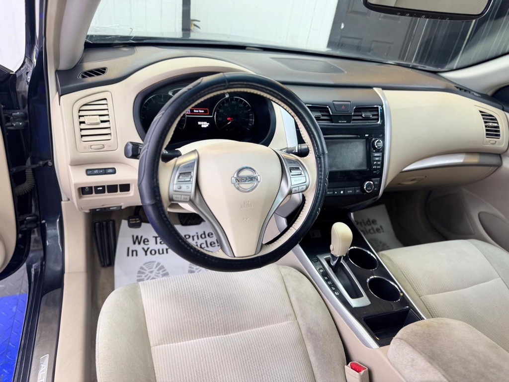2013 Nissan Altima Image 34