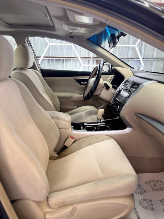 2013 Nissan Altima Image 37
