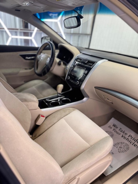 2013 Nissan Altima Image 39