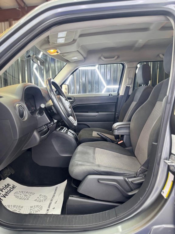 2011 Jeep Patriot Image 33
