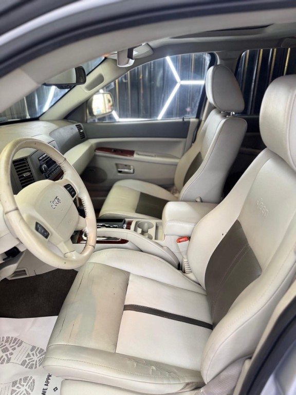 2007 Jeep Grand Cherokee Image 31