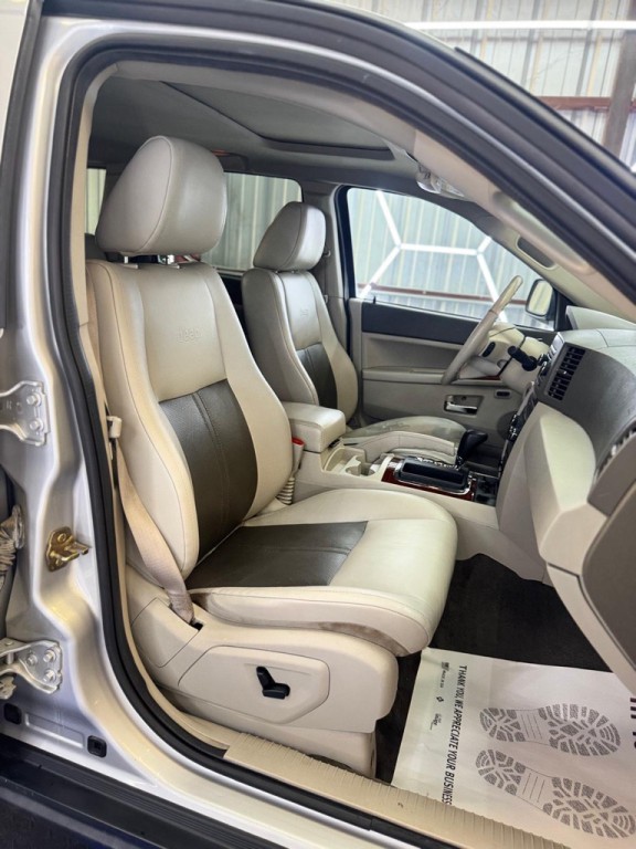 2007 Jeep Grand Cherokee Image 33