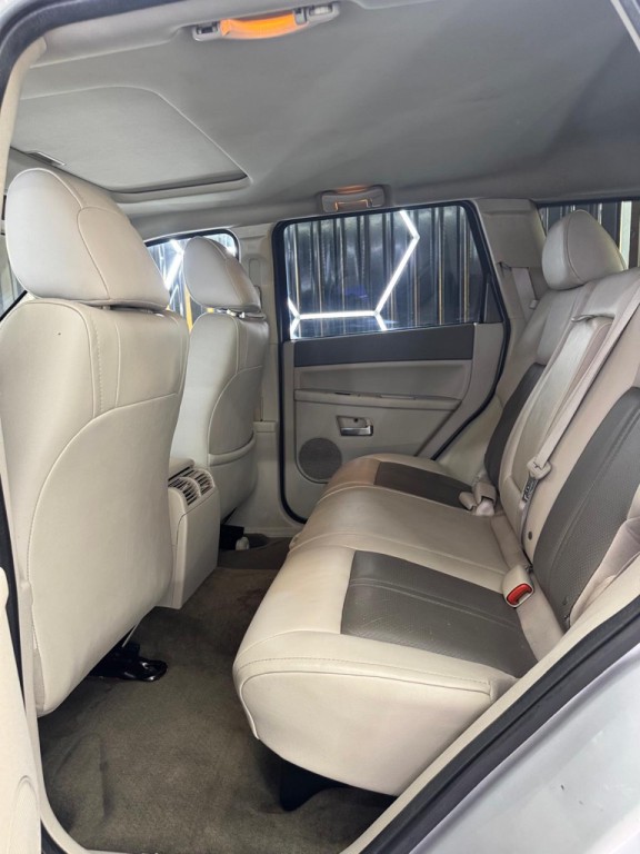 2007 Jeep Grand Cherokee Image 39