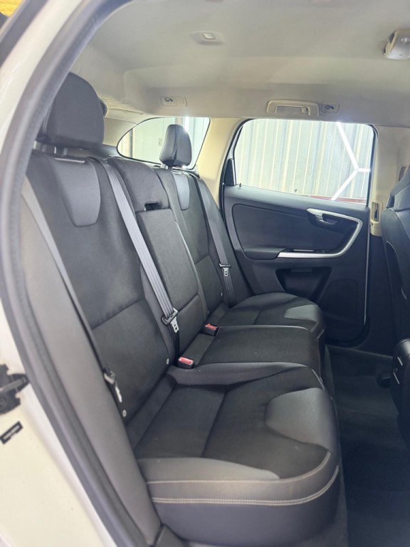 2011 Volvo XC60 Image 39