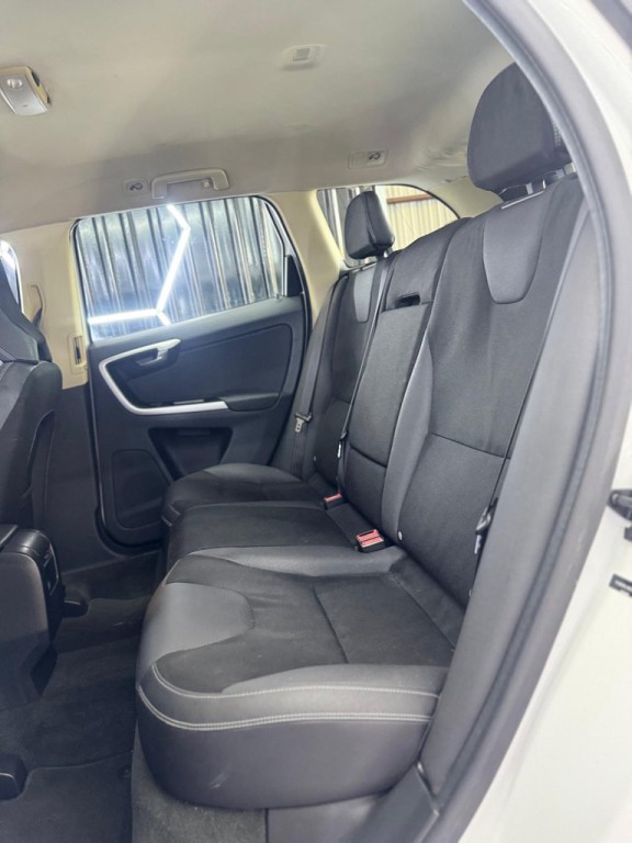 2011 Volvo XC60 Image 41