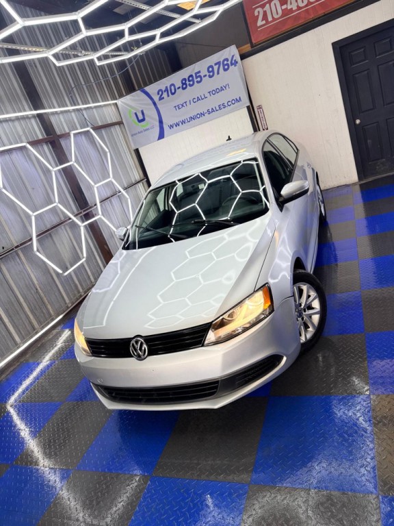 2012 Volkswagen Jetta Image 5