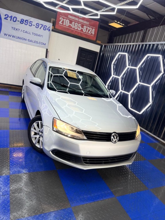 2012 Volkswagen Jetta Image 14