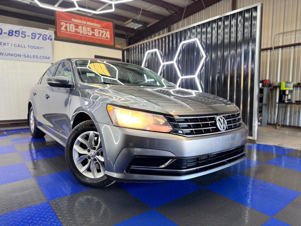 2016 Volkswagen Passat Image 5